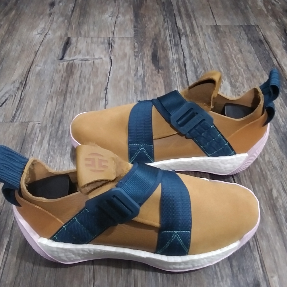Adidas Harden Volume 2 View 2